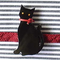 黒猫帯留（こっち向き）猫シルエット　正面