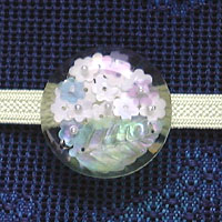 紫陽花の帯留（白）　正面