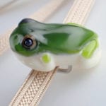 立体カエルさん帯留め　アマガエルカラー　難あり商品