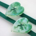 蛙リーフ帯留め色柄違い2色 各一点もの