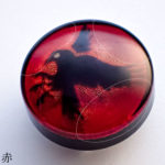 八咫烏の帯留め少々難 赤アップ